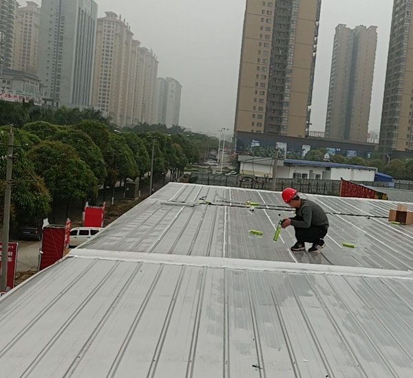 桂林凤凰加油站—彩钢屋面防水防腐项目
